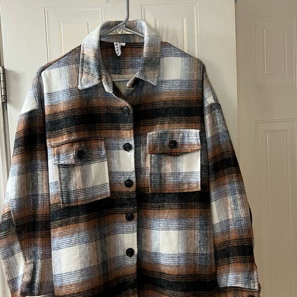 WOMAN’S jacket - Picture 2 of 7